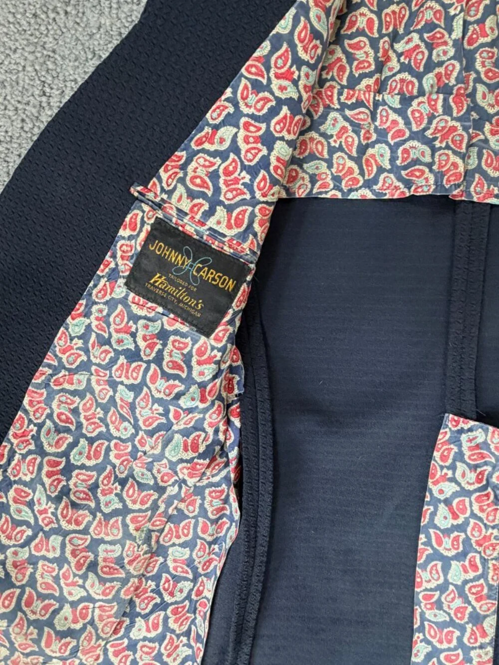 Vintage 70s Johnny Carson Blazer Navy Gold Button Paisley Lining - Sz. 38R -VGUC